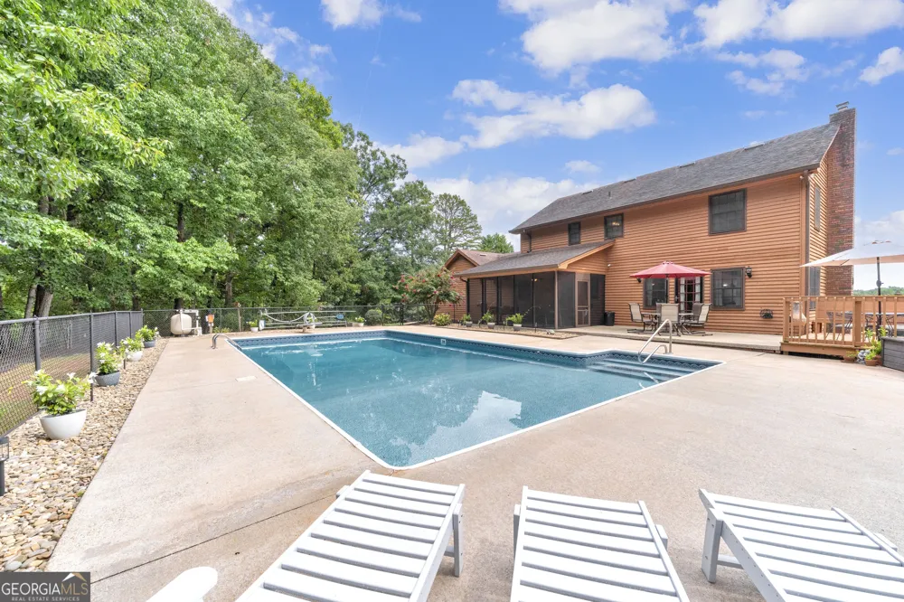 113 Cherokee Hills LN Toccoa, GA 30577