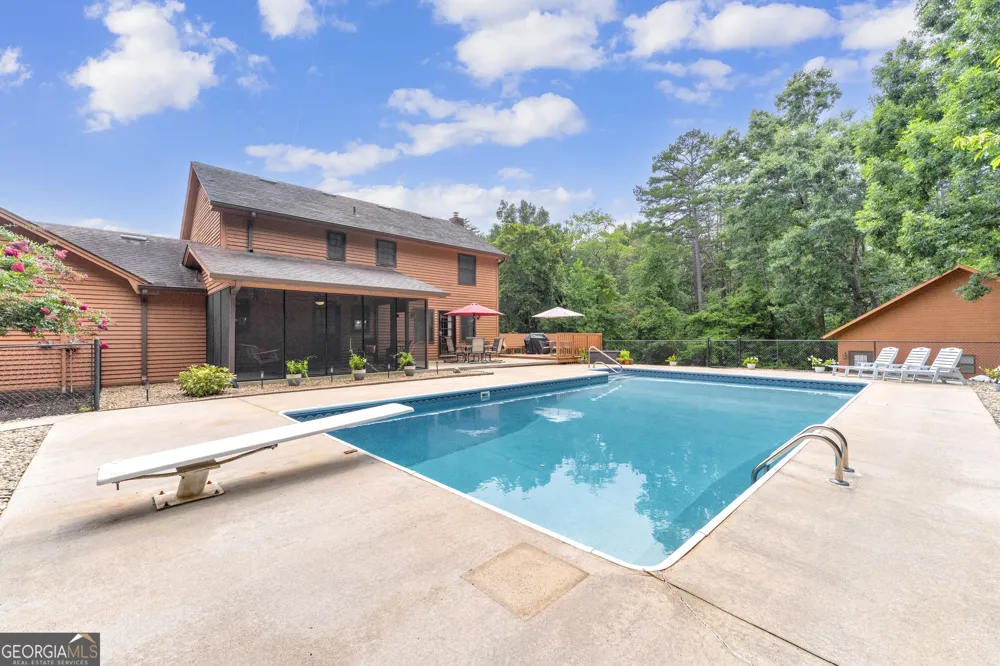 113 Cherokee Hills LN Toccoa, GA 30577