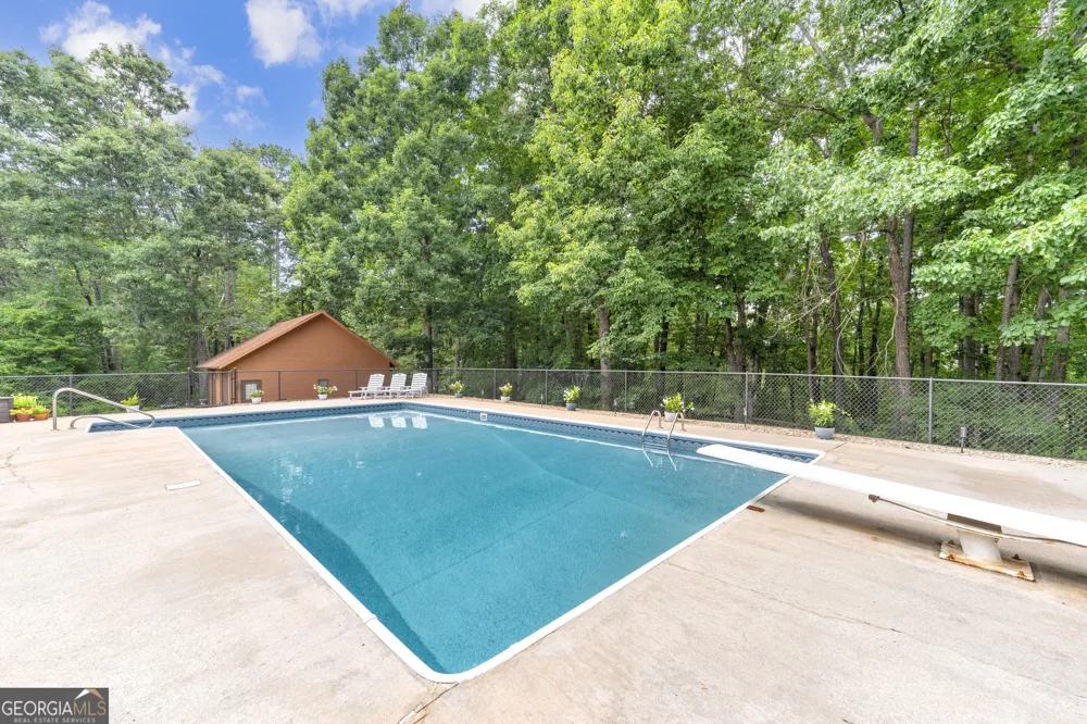 113 Cherokee Hills LN Toccoa, GA 30577