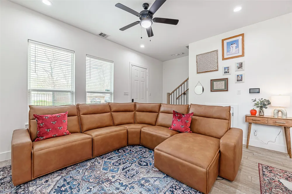 1273 Dewalt Street Houston, TX 77088