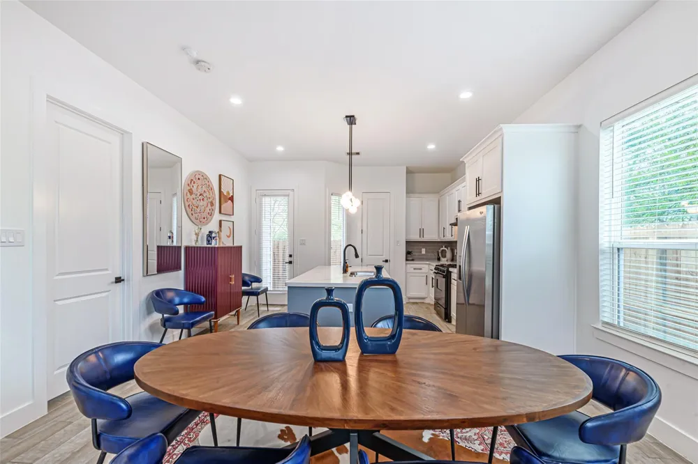 1273 Dewalt Street Houston, TX 77088