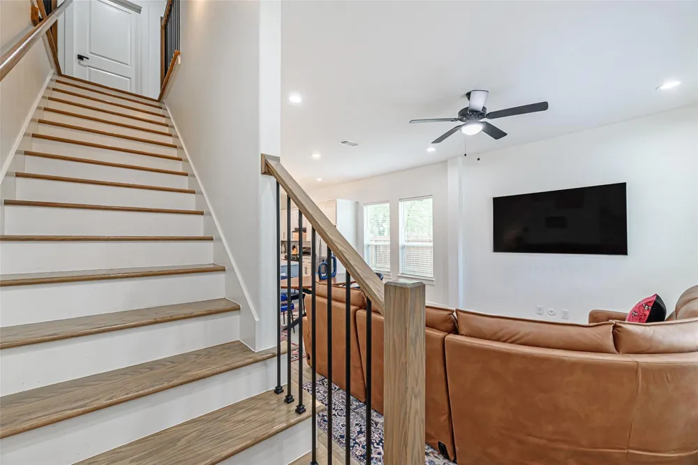 1273 Dewalt Street Houston, TX 77088