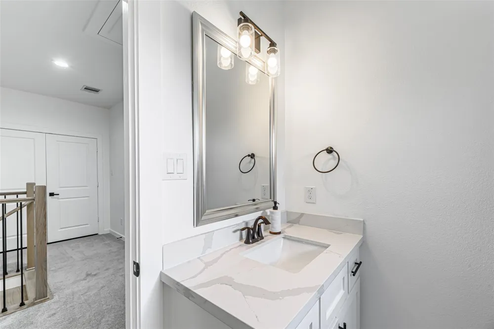1273 Dewalt Street Houston, TX 77088