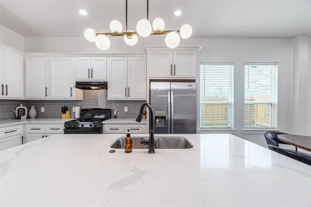 1273 Dewalt Street Houston, TX 77088