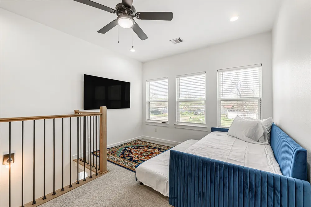 1273 Dewalt Street Houston, TX 77088