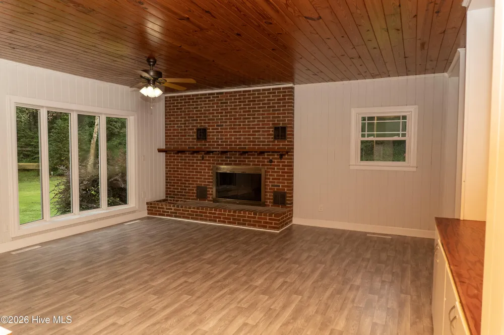 55 Wyche Mews Hallsboro, NC 28442