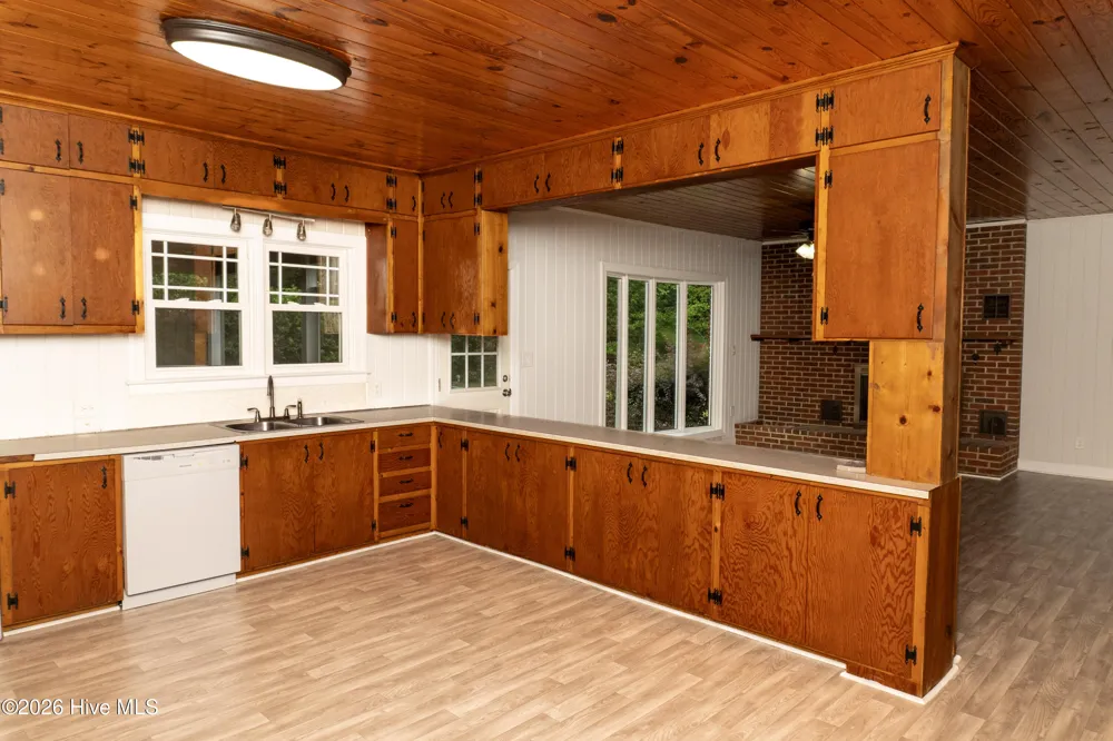 55 Wyche Mews Hallsboro, NC 28442