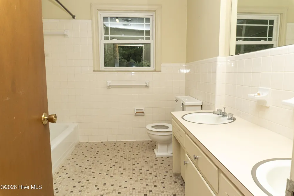 55 Wyche Mews Hallsboro, NC 28442