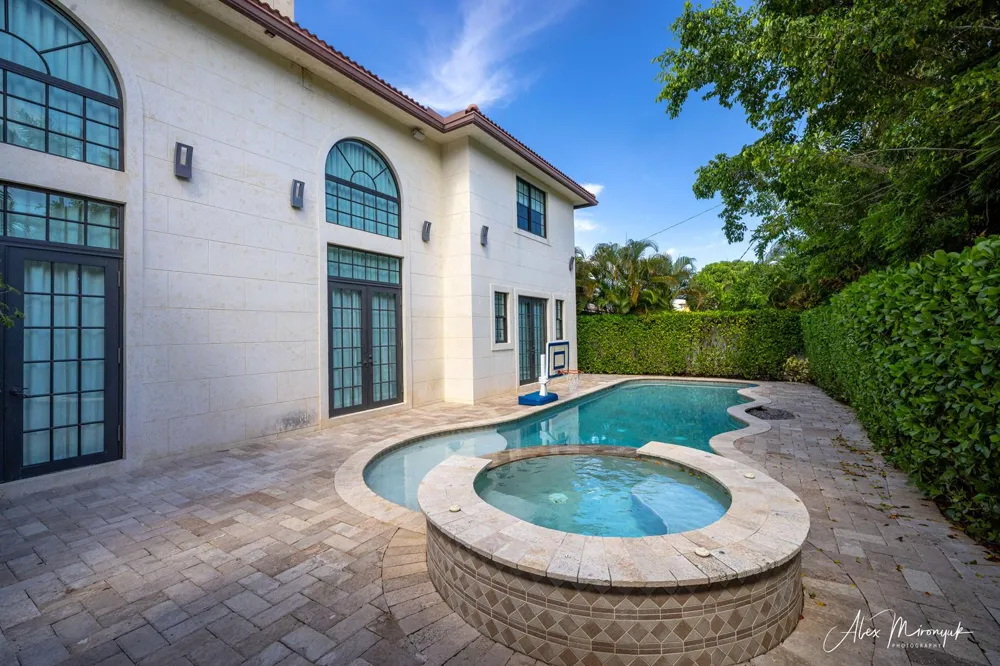 2808 NE 20th Court Fort Lauderdale, FL 33305
