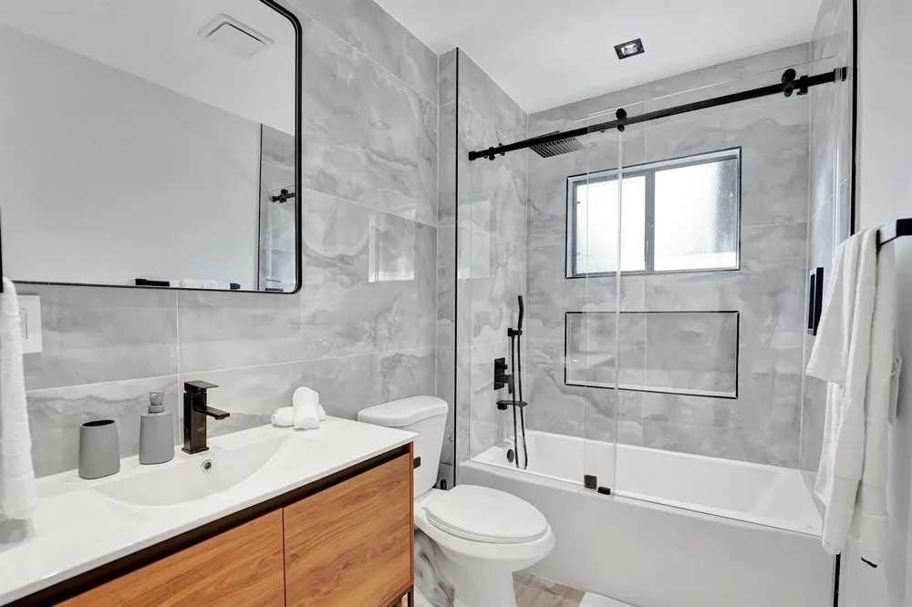 4417 SW 38th Terrace Fort Lauderdale, FL 33312