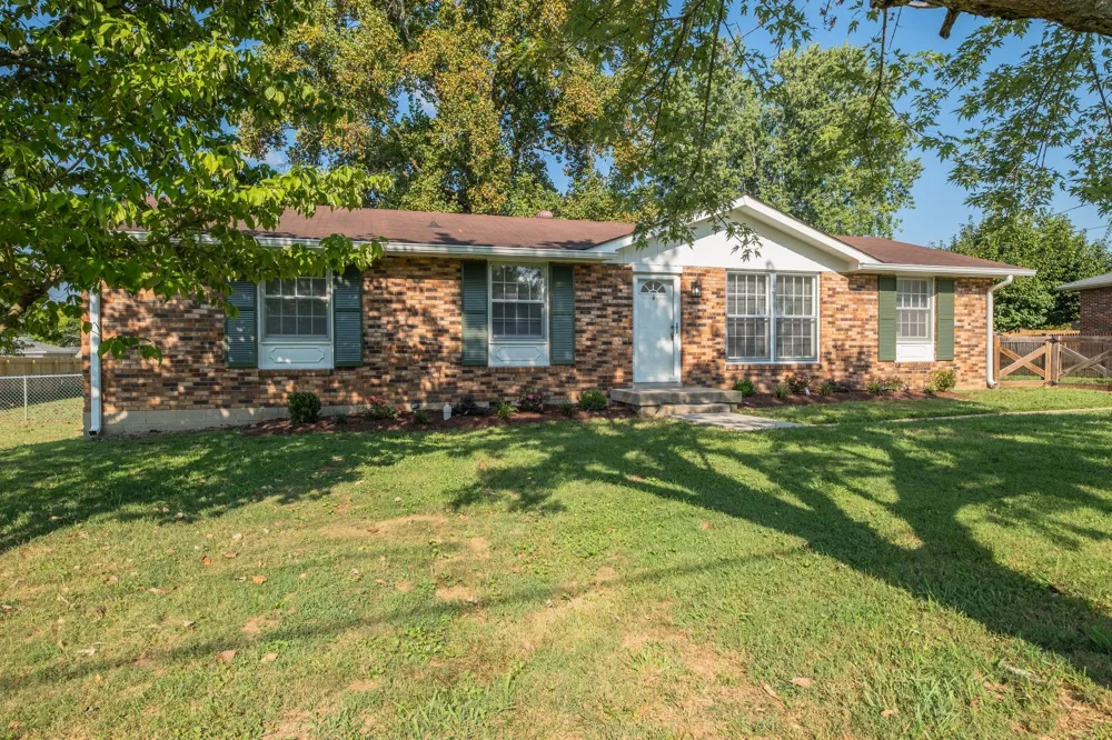 117 Greenyards Pl Hendersonville, TN 37075