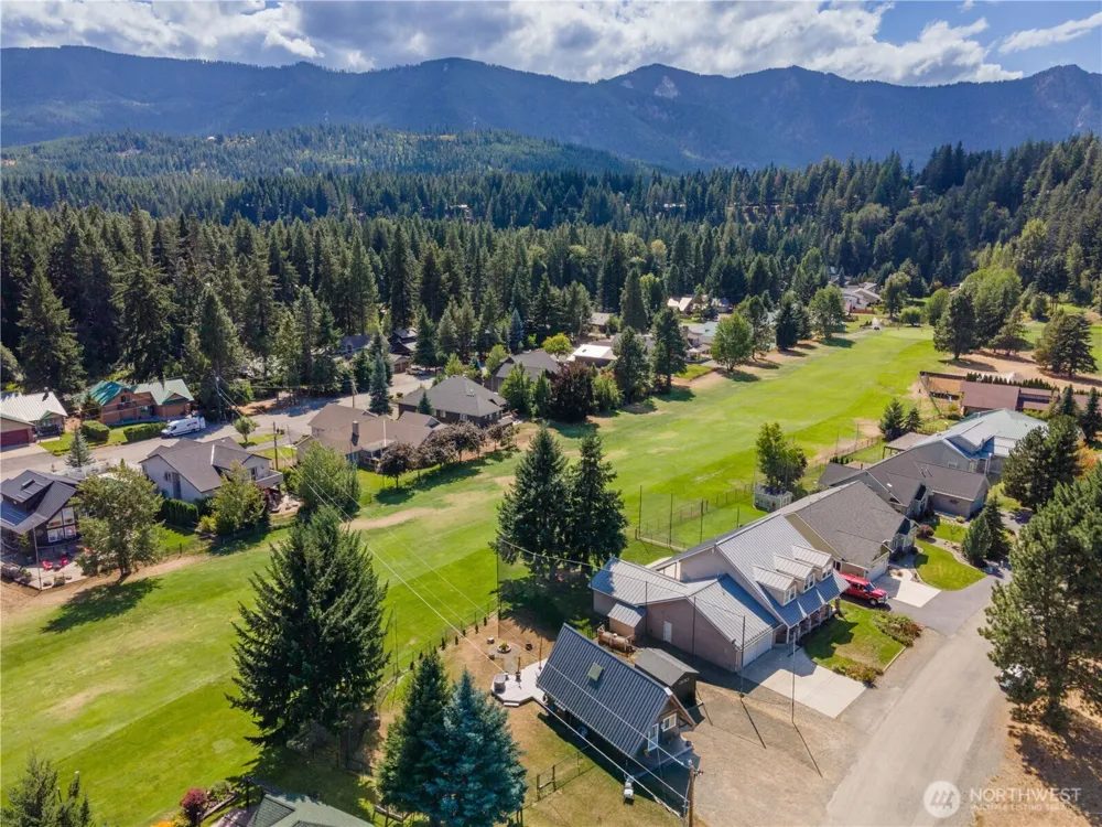 1060 St. Andrews Drive Cle Elum, WA 98922