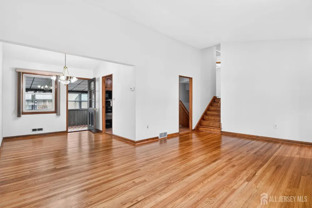 124 Kamm Avenue South River, NJ 08882