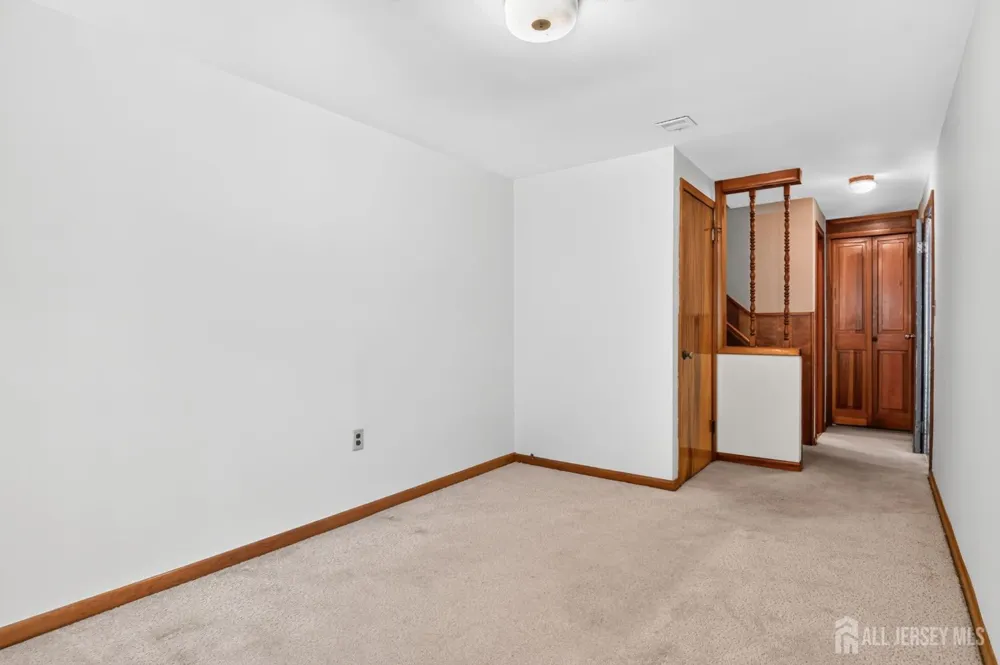 124 Kamm Avenue South River, NJ 08882