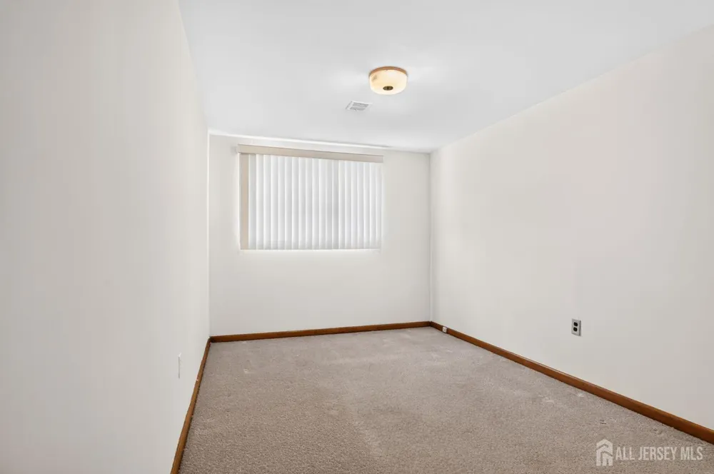 124 Kamm Avenue South River, NJ 08882