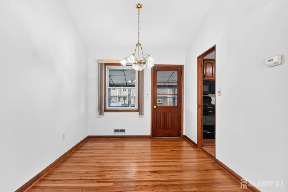 124 Kamm Avenue South River, NJ 08882