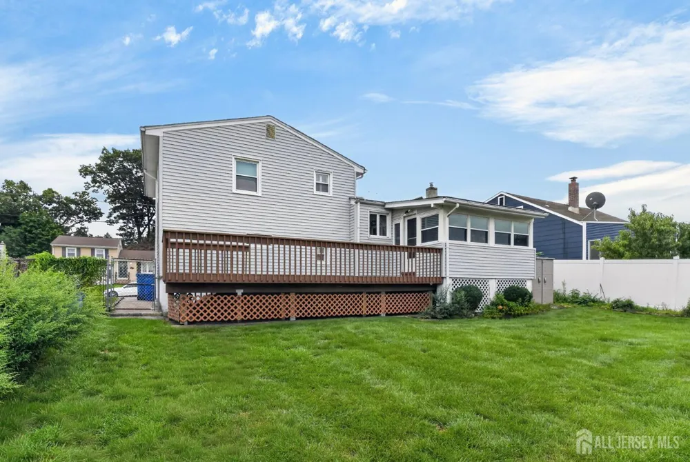 124 Kamm Avenue South River, NJ 08882