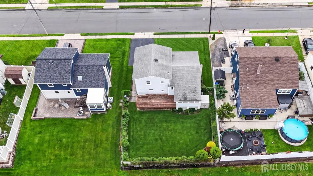 124 Kamm Avenue South River, NJ 08882