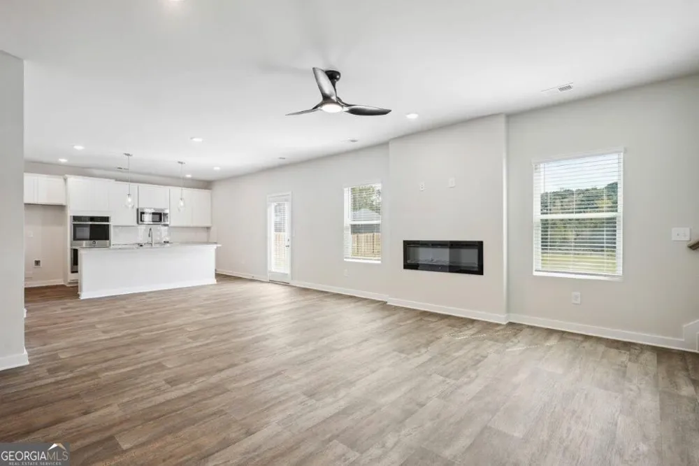 229 Fern Dale CT Fairburn, GA 30213