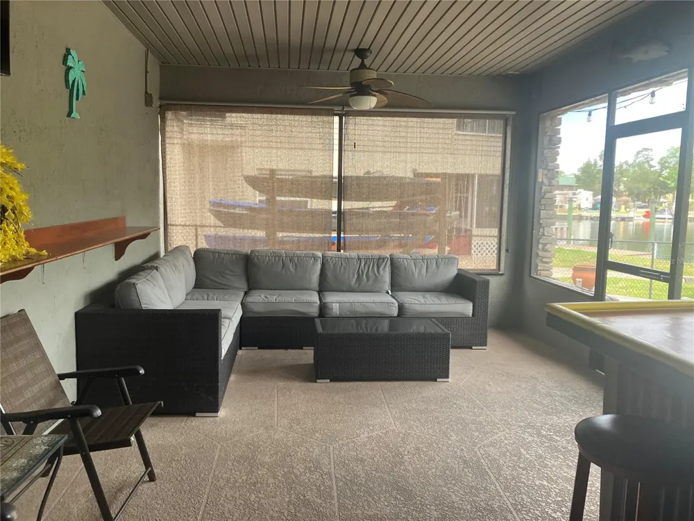 5361 CIRCLE DRIVE Weeki Wachee, FL 34607