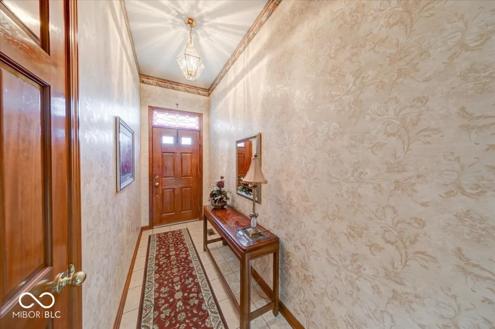 671 Brook Drive Greenwood, IN 46143