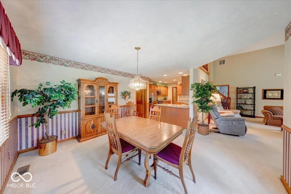 671 Brook Drive Greenwood, IN 46143