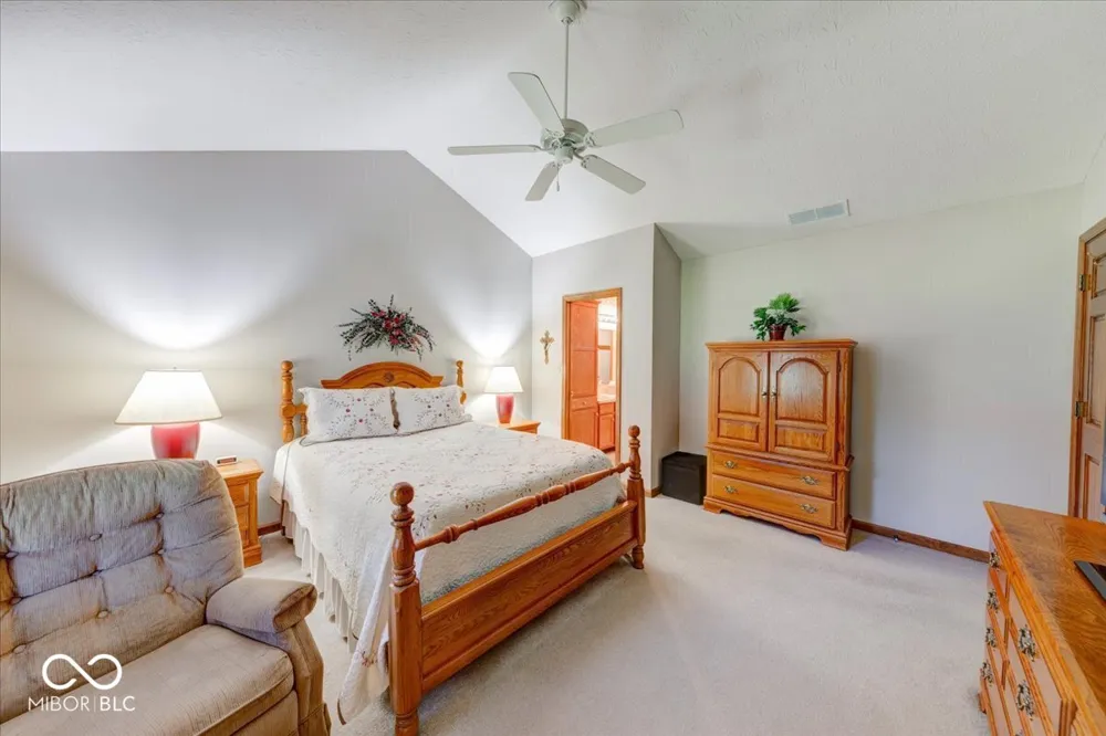 671 Brook Drive Greenwood, IN 46143
