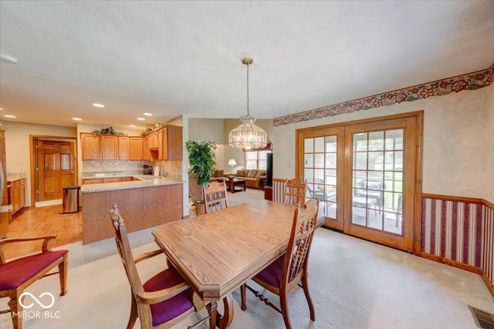 671 Brook Drive Greenwood, IN 46143