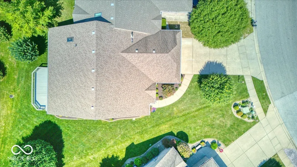 671 Brook Drive Greenwood, IN 46143