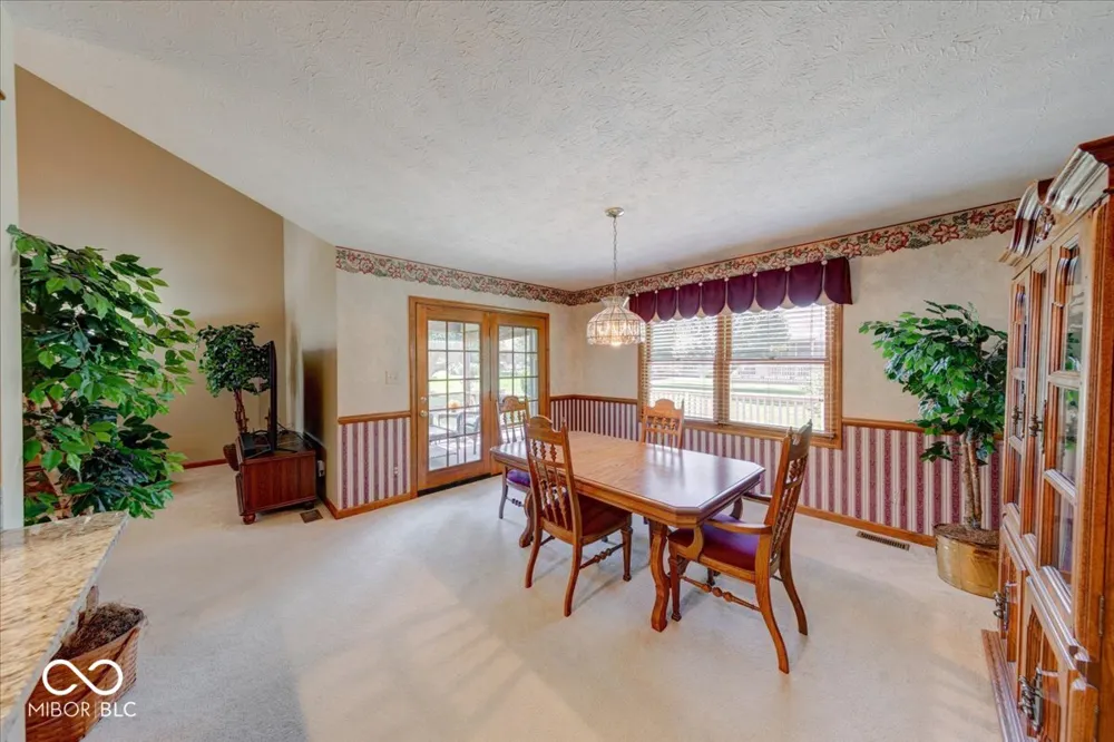 671 Brook Drive Greenwood, IN 46143