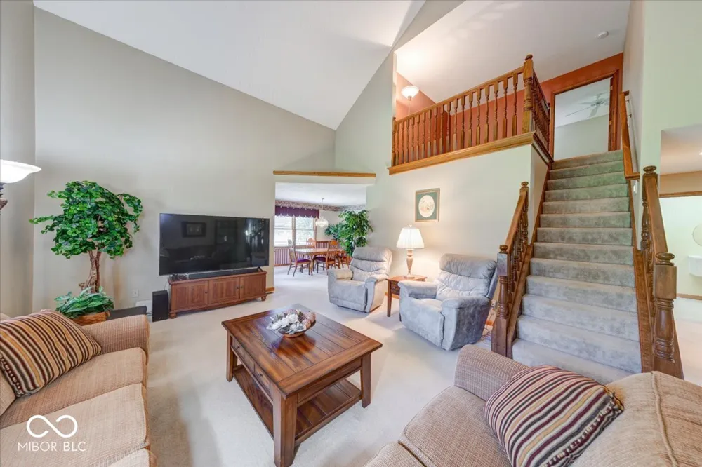 671 Brook Drive Greenwood, IN 46143
