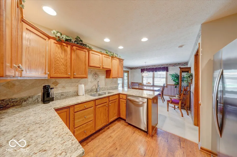 671 Brook Drive Greenwood, IN 46143