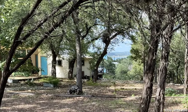 1268 LAKESIDE DR W Canyon Lake, TX 78133