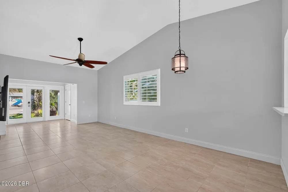 163 Breezeway Court New Smyrna Beach, FL 32169