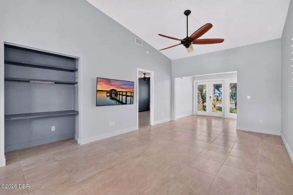163 Breezeway Court New Smyrna Beach, FL 32169
