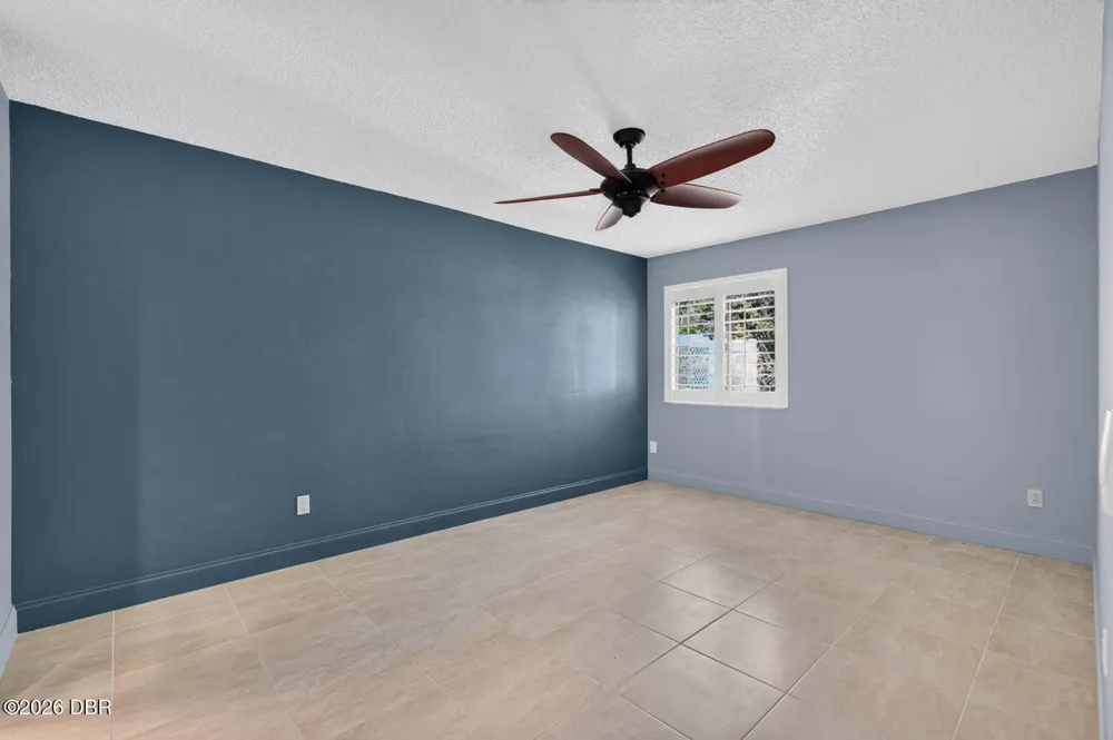 163 Breezeway Court New Smyrna Beach, FL 32169