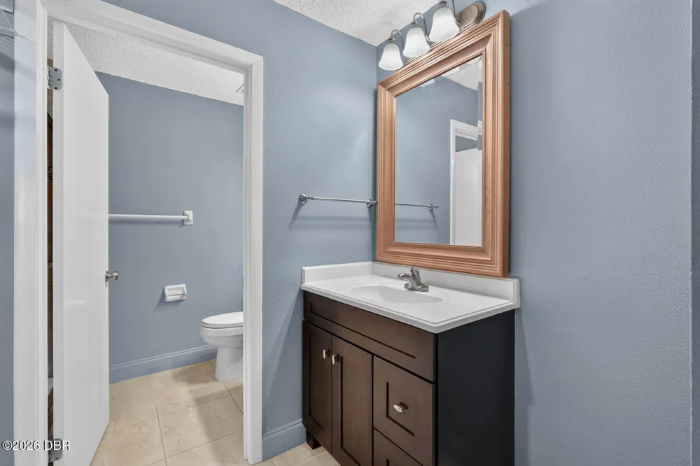 163 Breezeway Court New Smyrna Beach, FL 32169