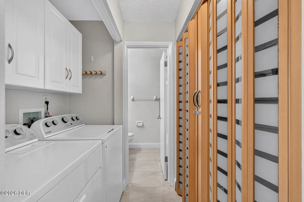 163 Breezeway Court New Smyrna Beach, FL 32169