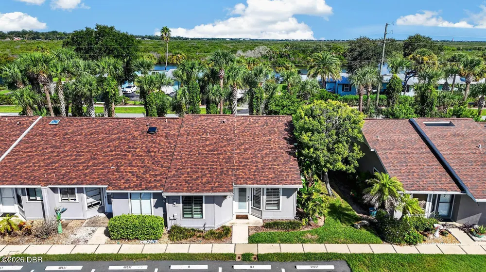163 Breezeway Court New Smyrna Beach, FL 32169