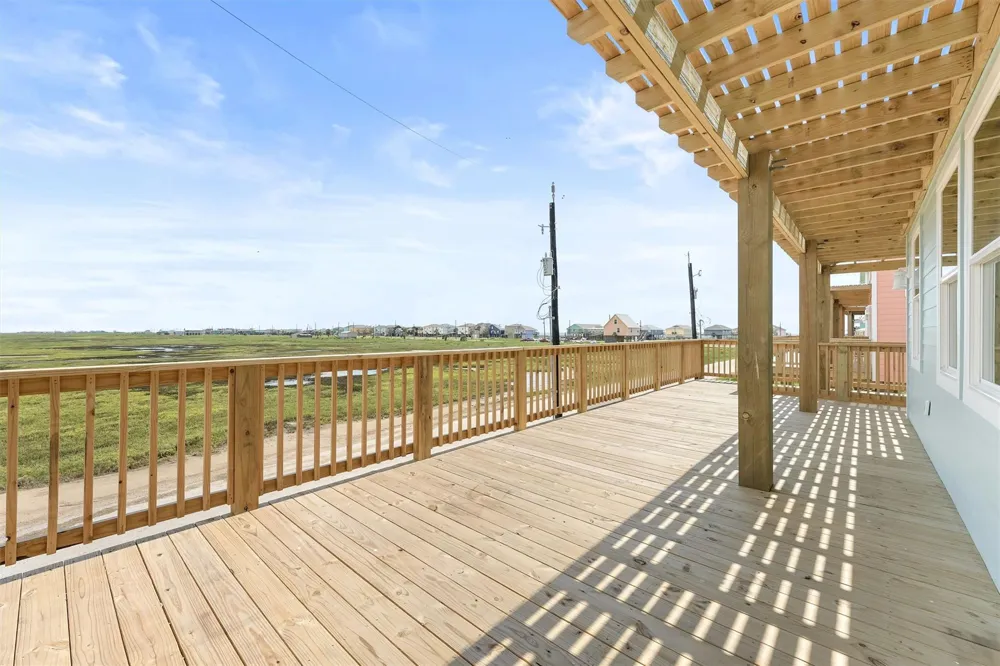 234 Bay Avenue Surfside Beach, TX 77541