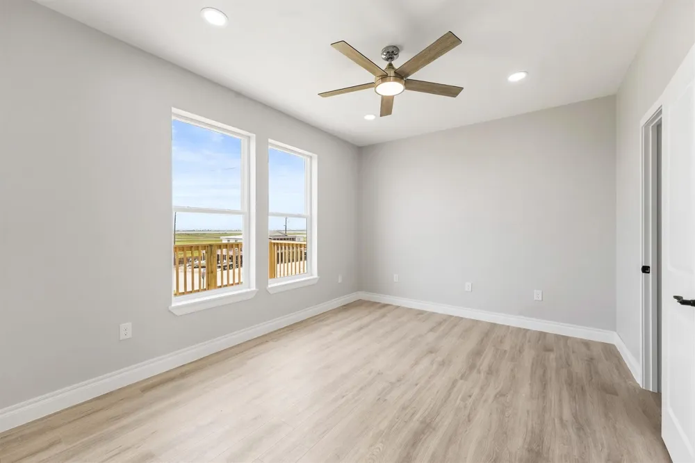 234 Bay Avenue Surfside Beach, TX 77541