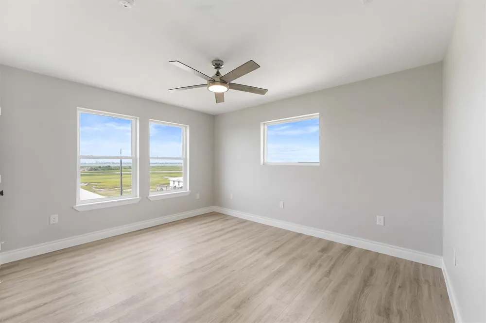 234 Bay Avenue Surfside Beach, TX 77541