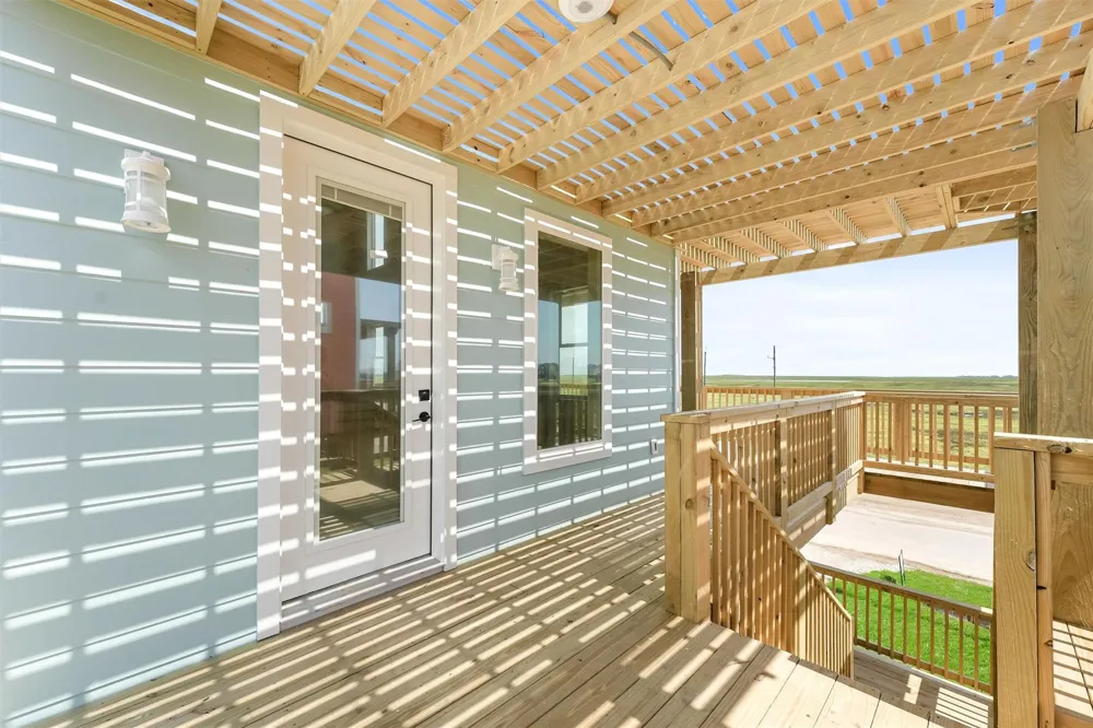 234 Bay Avenue Surfside Beach, TX 77541