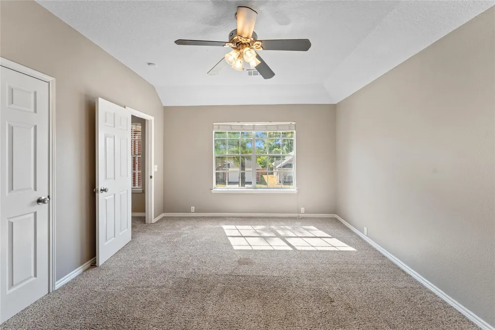 11018 Redhaven Court Houston, TX 77065