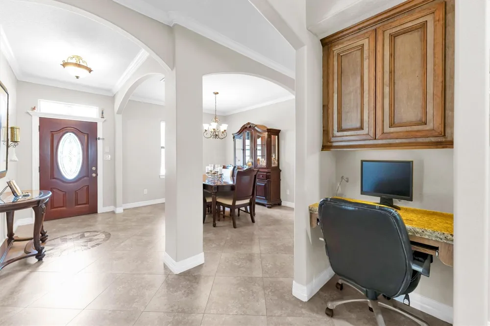 318 Shawnee Drive Conroe, TX 77316