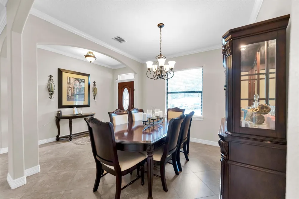 318 Shawnee Drive Conroe, TX 77316