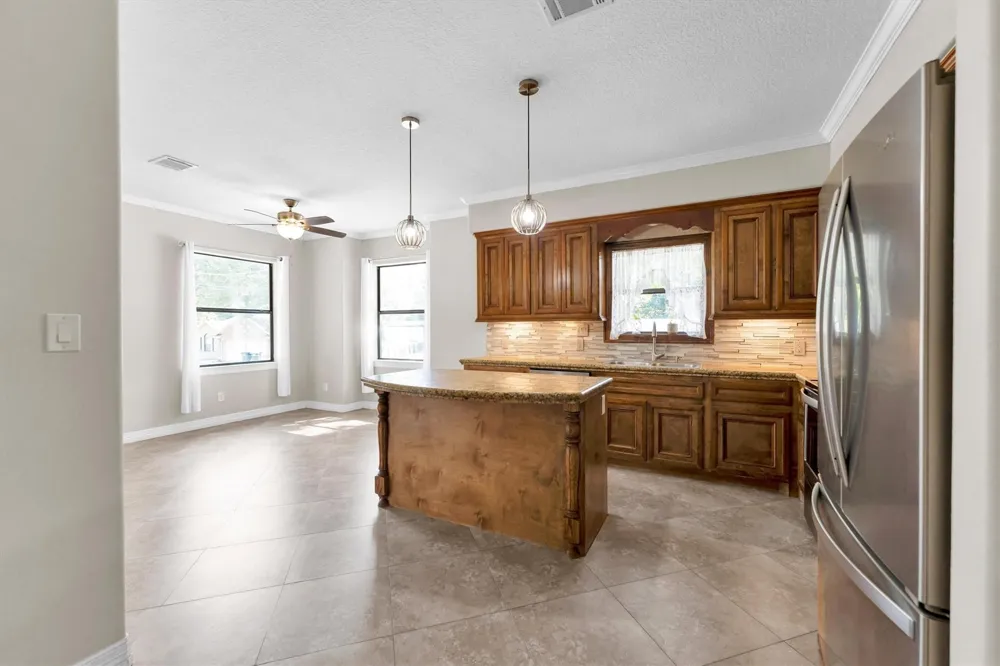 318 Shawnee Drive Conroe, TX 77316