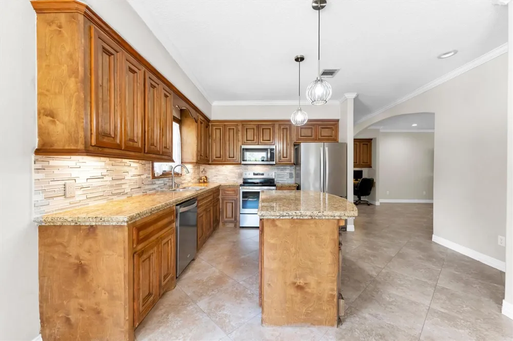 318 Shawnee Drive Conroe, TX 77316