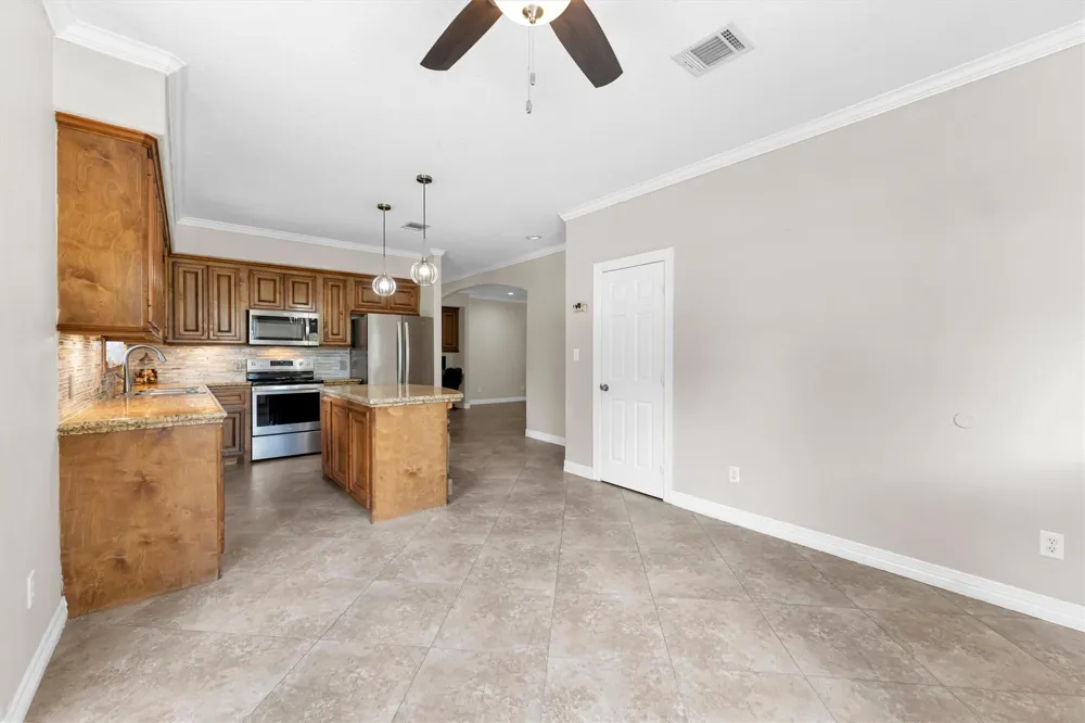 318 Shawnee Drive Conroe, TX 77316