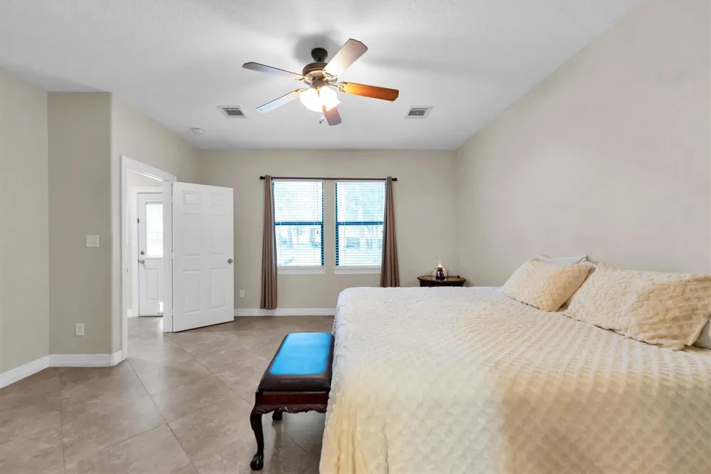 318 Shawnee Drive Conroe, TX 77316